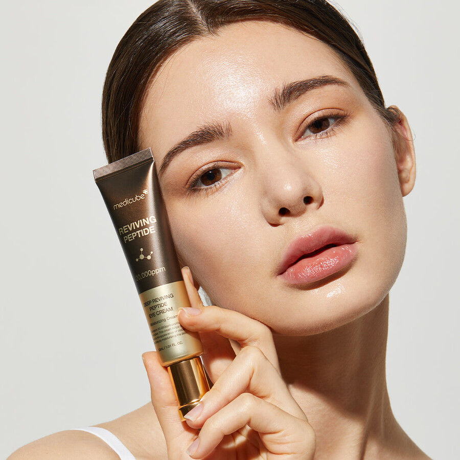 medicube diep revitaliserende peptide oogcrème